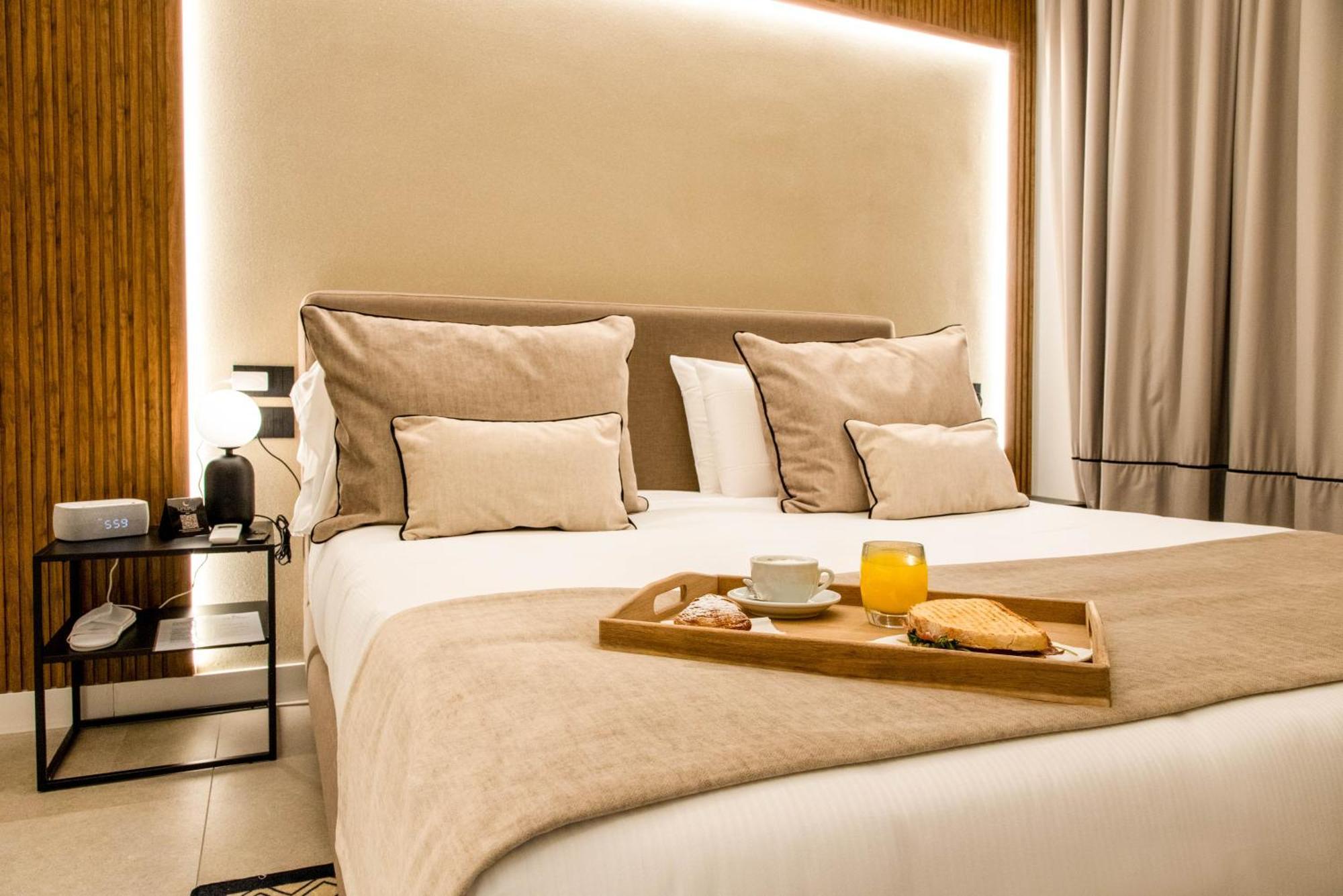 Mamalu - Studios And Suites Napoli Ngoại thất bức ảnh